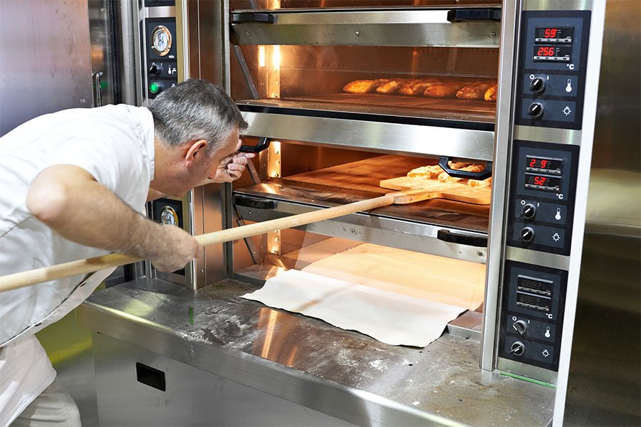 Things to Consider When Buying the Best Commercial Oven