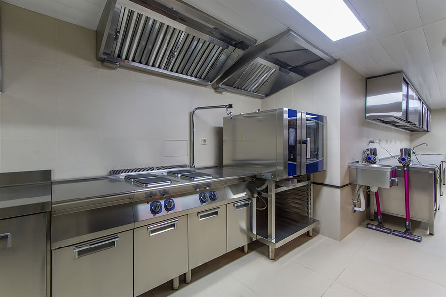 5 Latest Trends In Commercial Kitchen Equipment Manufacturing